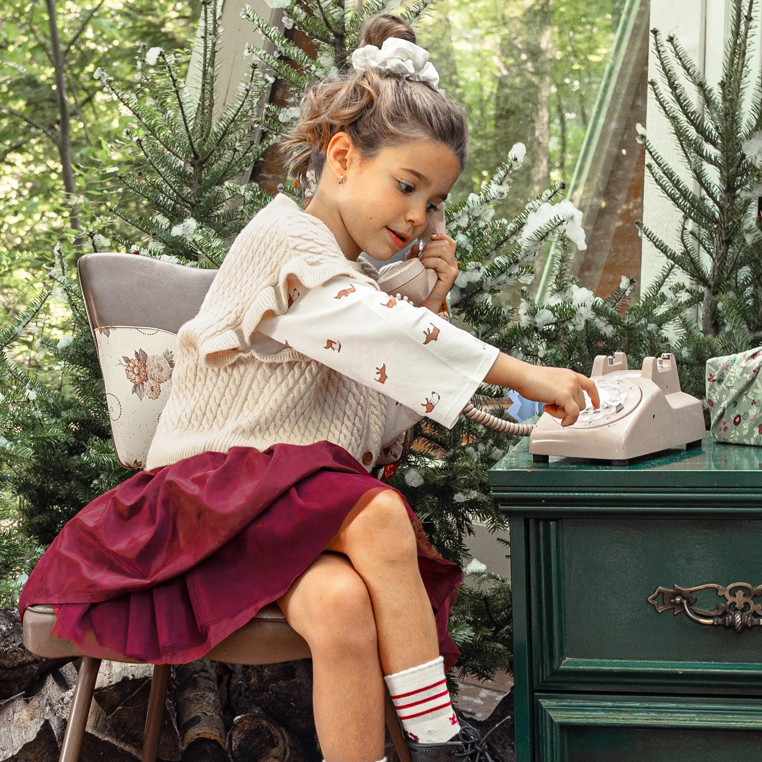 Jupe rouge en taffetas et tulle aux multiples volants, enfant || Red skirt in taffeta and tulle with multiple ruffles, child